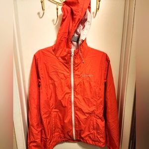 Columbia wind breaker